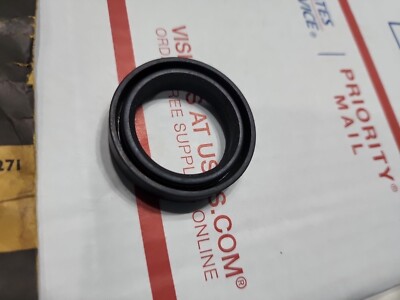 NOS 1956 -1962 GM Steering Gear Pitman Shaft Outer Grease Seal GM