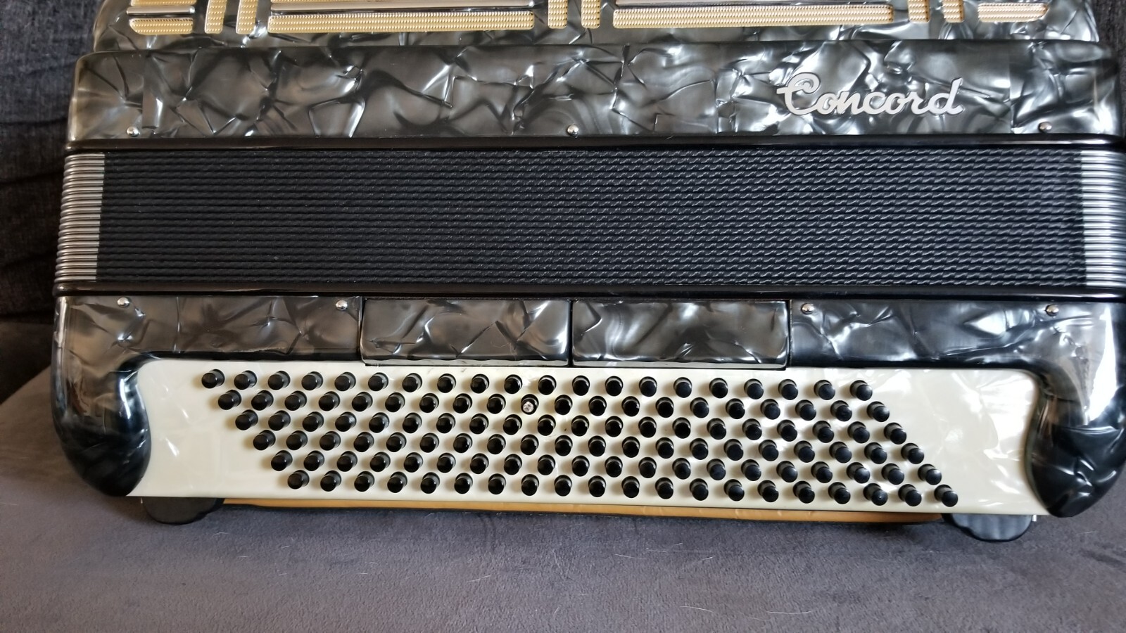 Vintage Accordion, Made in Italy, Compact 120 bass, Excellent Condition