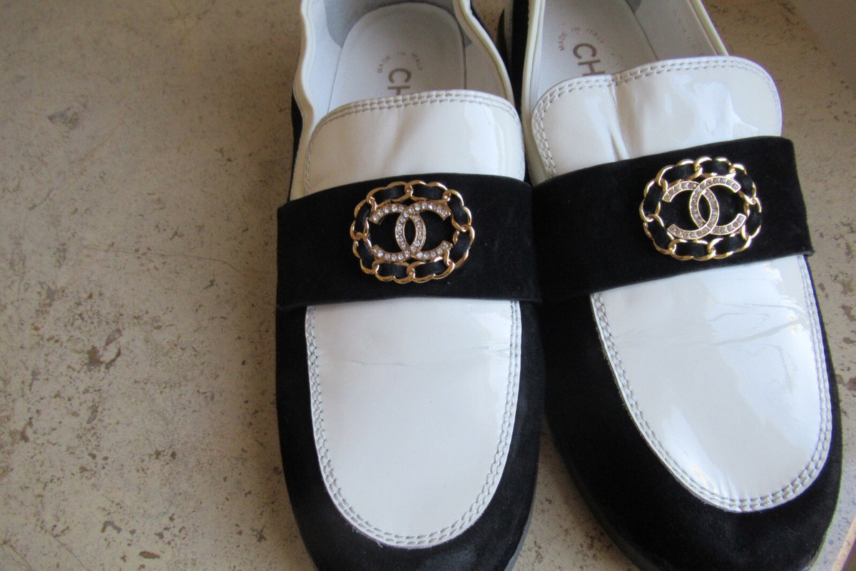 AUTH CHANEL PATENT WHITE & SUEDE EMBELLISHED LOAFERS 
