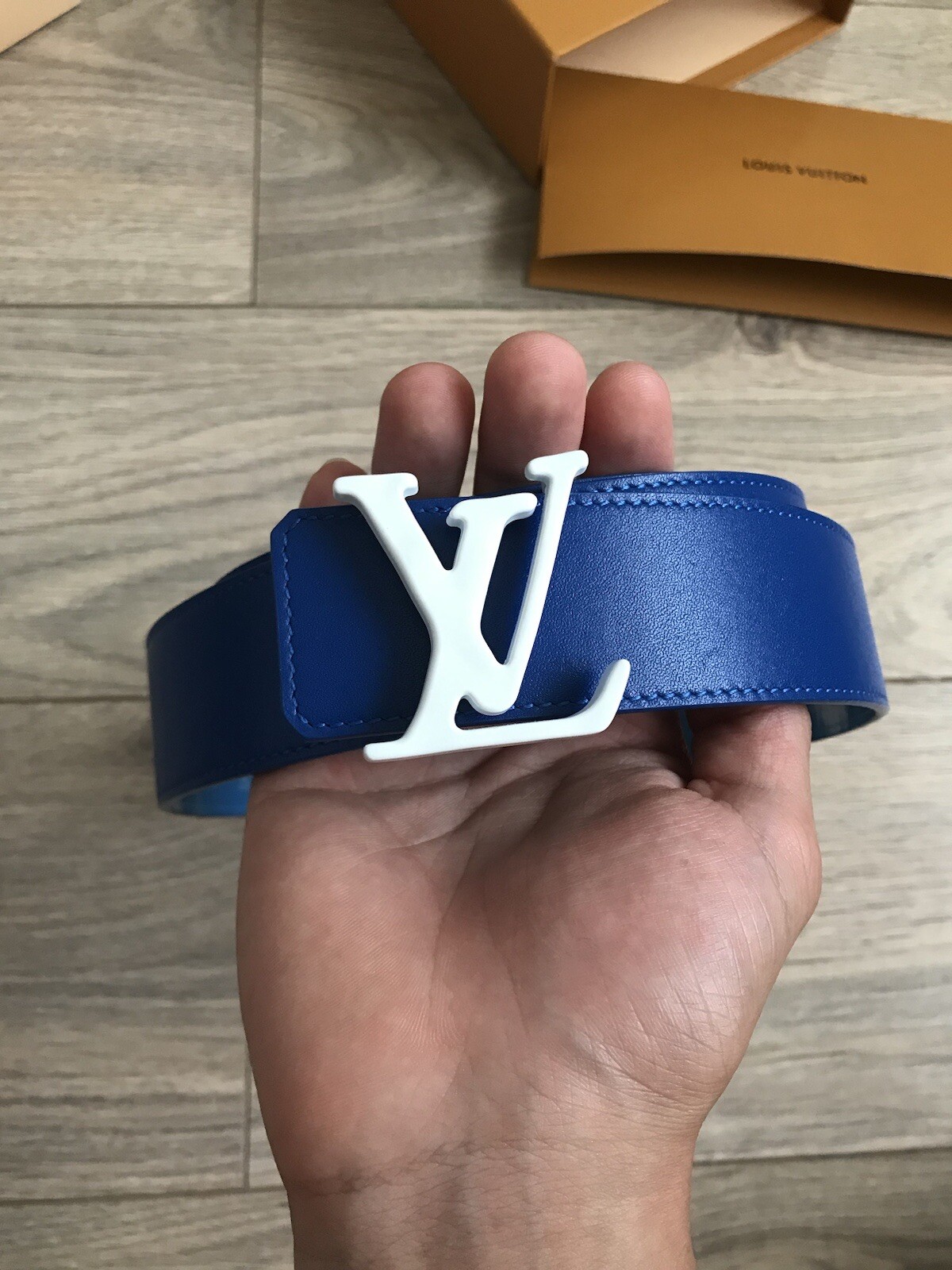 louis vuitton clouds belt