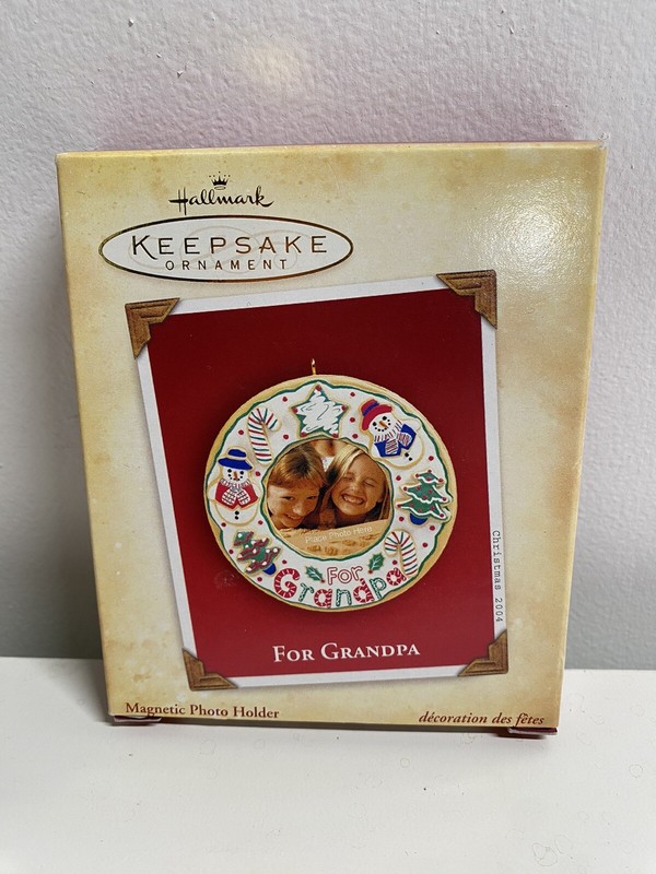 Hallmark Keepsake Ornament "For Grandpa" Magnetic Photo Holder 2004- NEW- READ