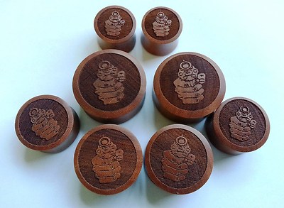 1 Pair ORGANIC HandCarved Hand Gun Sign Saba Wood Saddle Ear Plugs Taper Gauges