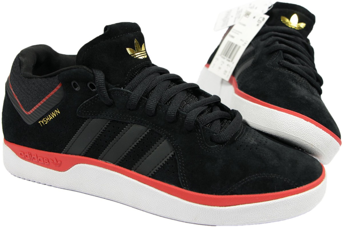 最新☆スケートシューズ☆アディダス☆TYSHAWN REMASTERED SHOES Adidas Tyshawn Remastered - Core Black/Cloud White/Gum