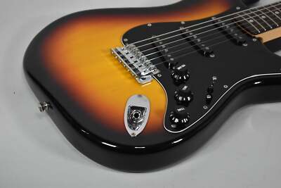 Fender ST-72 CIJ Stratocaster Three Tone Sunburst Finish Electric