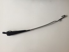 VW Polo 86c 2F Bj. 90-94 Scheibenwischerarm vorne 867955409