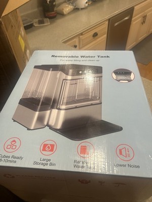 Large Capacity Ice Makers Countertop One-Click Operation Self-Cleaning Portable