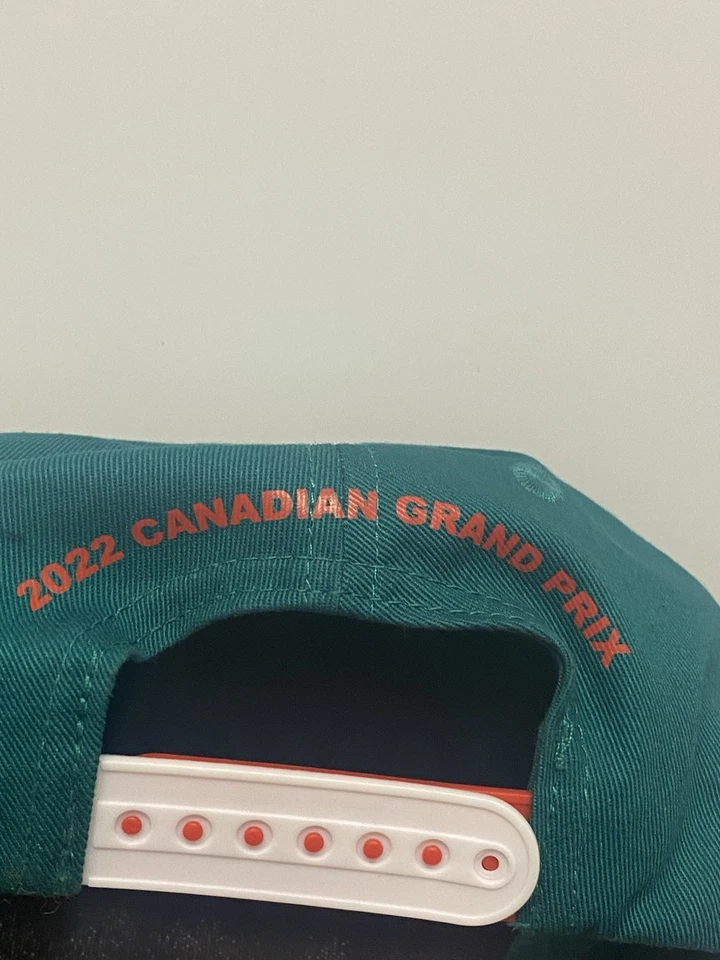 Gorra Lance Stroll #18 Aston Martin F1 2022 Gran Premio de Canadá Gorra Bandera de Canadá Foto 3 de 4