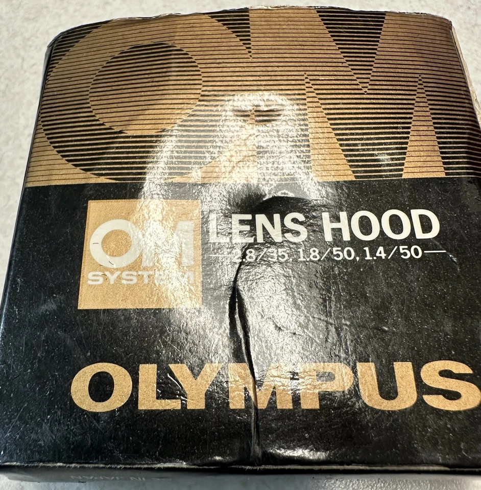 Parasol Olympus OM 49 mm para 50 mm f1,4 50 mm f1,8 35 mm f2,8. Ver fotos Foto 3 de 4