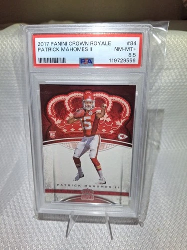 2017 Panini Preferred Crown Royale Rookies Patrick Mahomes II Psa 8.5