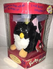 Graduation Furby in box Model No. 70-886 Tested-Works