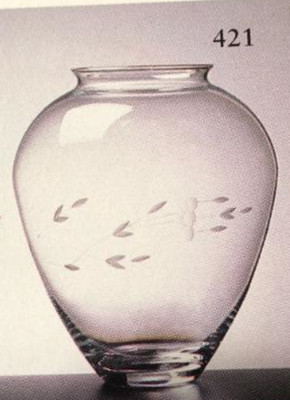 NIB Princess Heritage Handblown, Handcut Vase # 421  