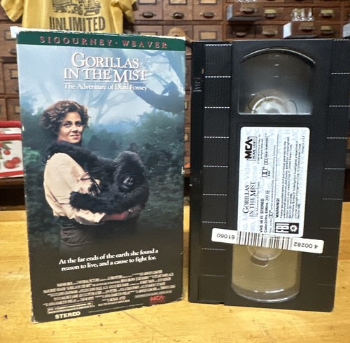 Gorillas in the Mist VHS 1988 Sigourney Weaver | eBay