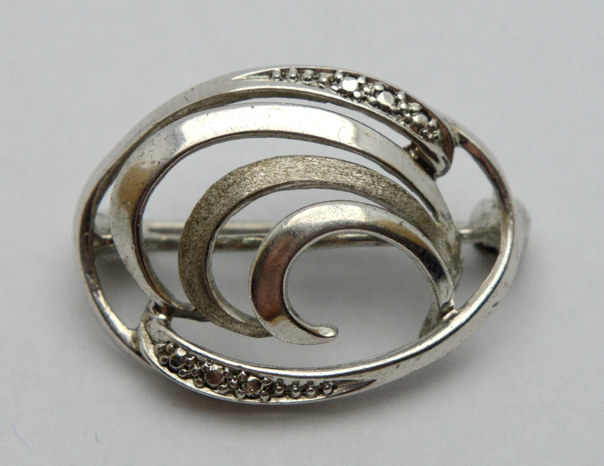 Branded brooch cheap