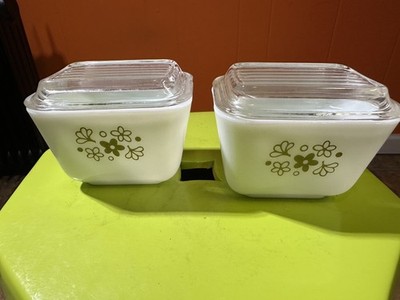 2 Vintage Pyrex Refrigerator Dishes Spring Blossom Crazy Daisy
