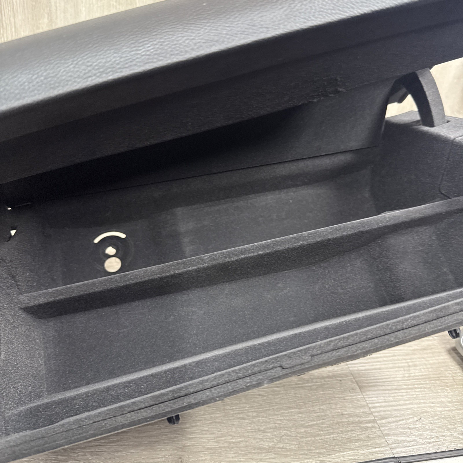 ✅ 2014-2019 MASERATI GHIBLI S GLOVE BOX STORAGE COMPARTMENT OEM