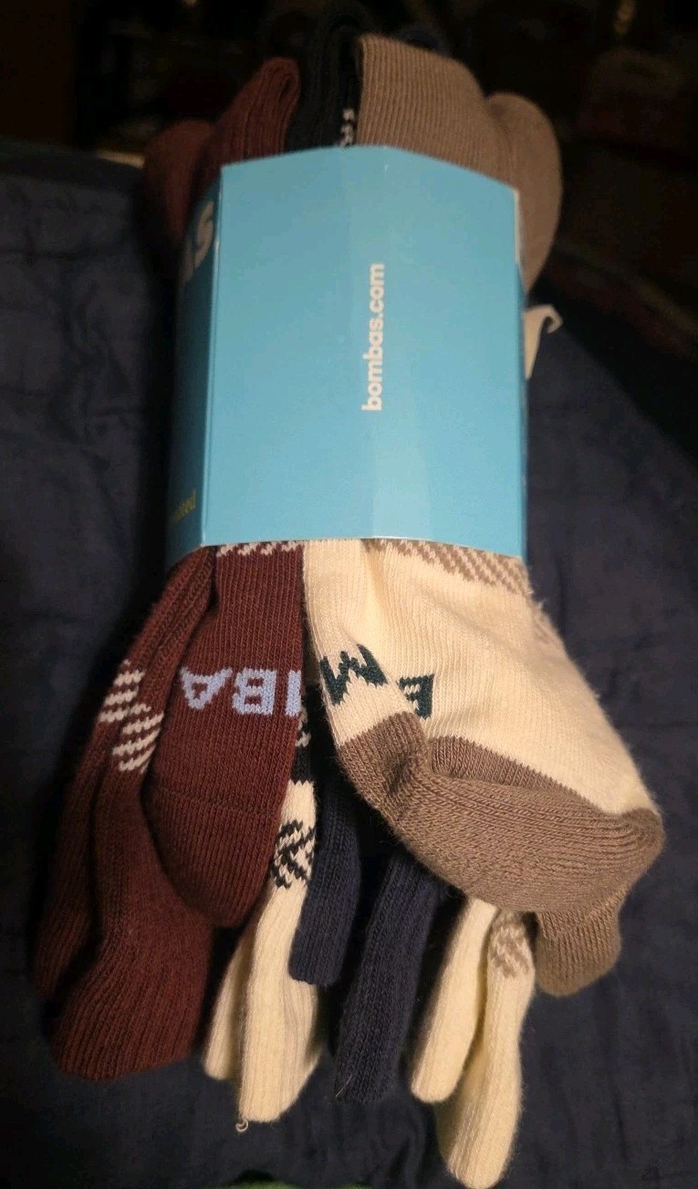 Bombas Midweight Calf/Crew Socks 4 Pair Large  NEW image 4