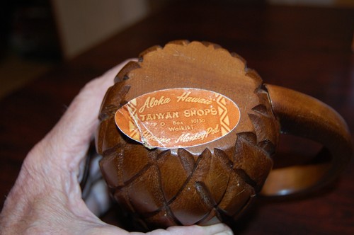 Aloha Hawaii Taiwan Shops Monkey Pod Wood Pineapple Tiki Bar Mug Honolulu - Picture 7 of 7