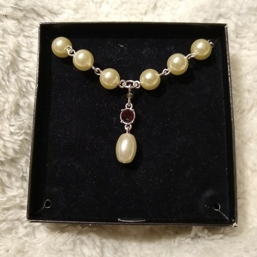 Avon Brilliant Pearlesque Rhinestone Necklace - NEW! - Picture 4 of 7