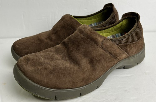 dansko clogs slip resistant