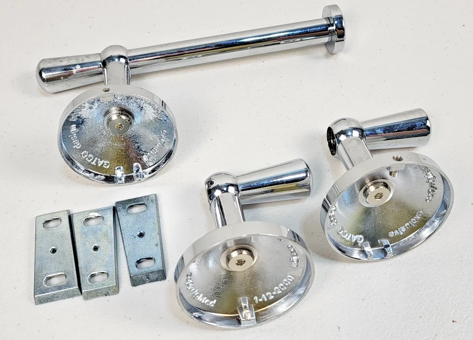 Ganchos de pared de baño cromados de colección mediados de siglo 3 piezas toallas de metal batas papel Foto 3 de 4