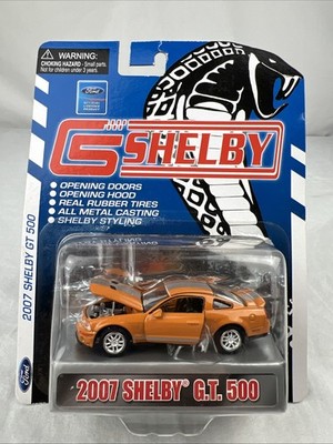 Shelby Collectibles 2007 Shelby GT500 Orange 1:64