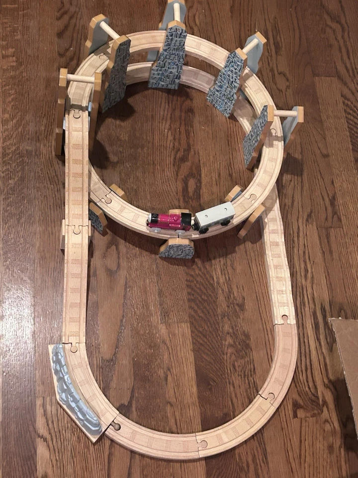 Thomas Wooden Railway Rheneas and the Roller Coaster Set - Image 3 of 4