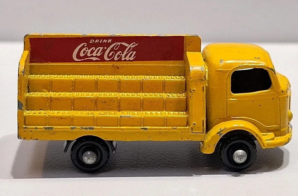 Lesney Matchbox No. 37 Karrier Bantam 2 Ton Coca-Cola Delivery Truck Die Cast - Image 2 of 4