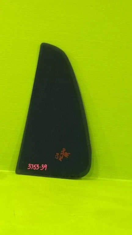 99 00 01 02 03 ML320 PASSENGER RIGHT REAR VENT GLASS OEM 3753-39 - Image 2 of 3