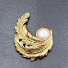 Vintage Brooch Pin Jewelry Costume Leaf Imitation Pearl Gold tone 2.75"