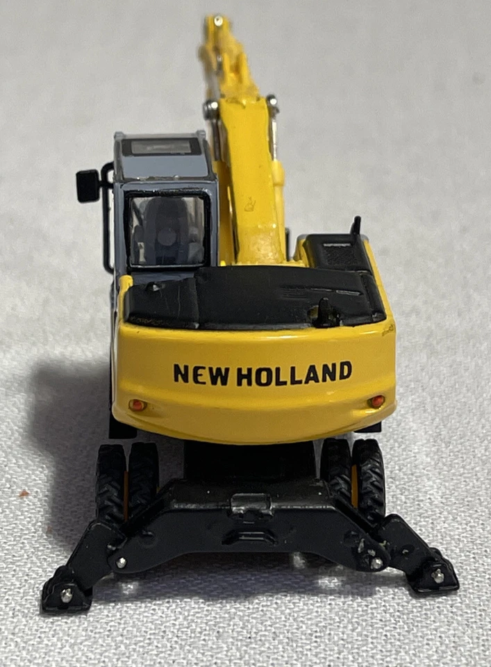 HO New Holland 拖拉机 WE 170 轮挖掘机结构 Union Pacific RR — 第 4/4 张图片