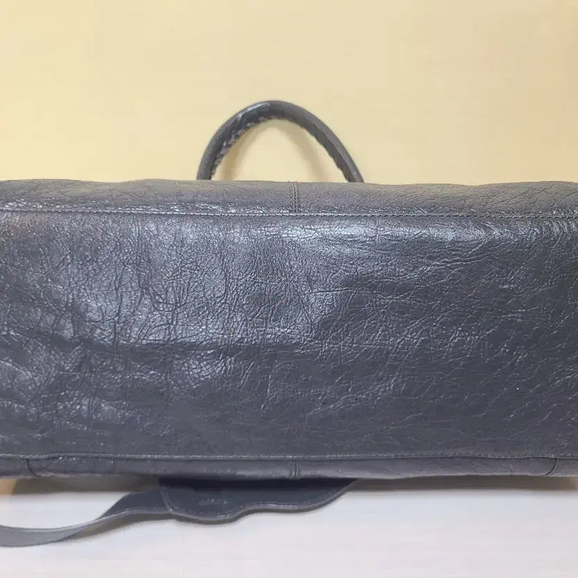 Balenciaga Motor Bag Leather Shoulder Bag with Accessories thumbnail 5