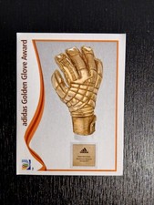 Panini Sticker Nr. 335 Golden Glove WM 2011 World Cup ungeklebt