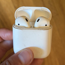 Apple AirPods Wireless Bluetooth In-Ear Earbuds, Built-In Mic, Double, White