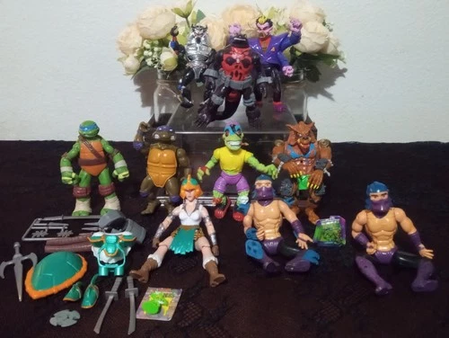 Mixed Lot of Teen Age Mutant Ninja Turtles Action Figures-Some Vintage 80's