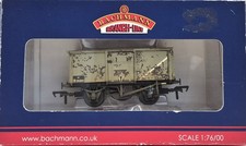 Bachmann 37-253B 16T Steel Mineral Wagon B25304 in BR Grey - Factory Weathered