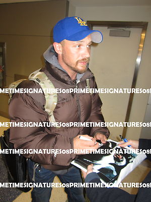 DARK KNIGHT RISES TOM HARDY SIGNED 8X10 PHOTO BANE INSCRIPTION