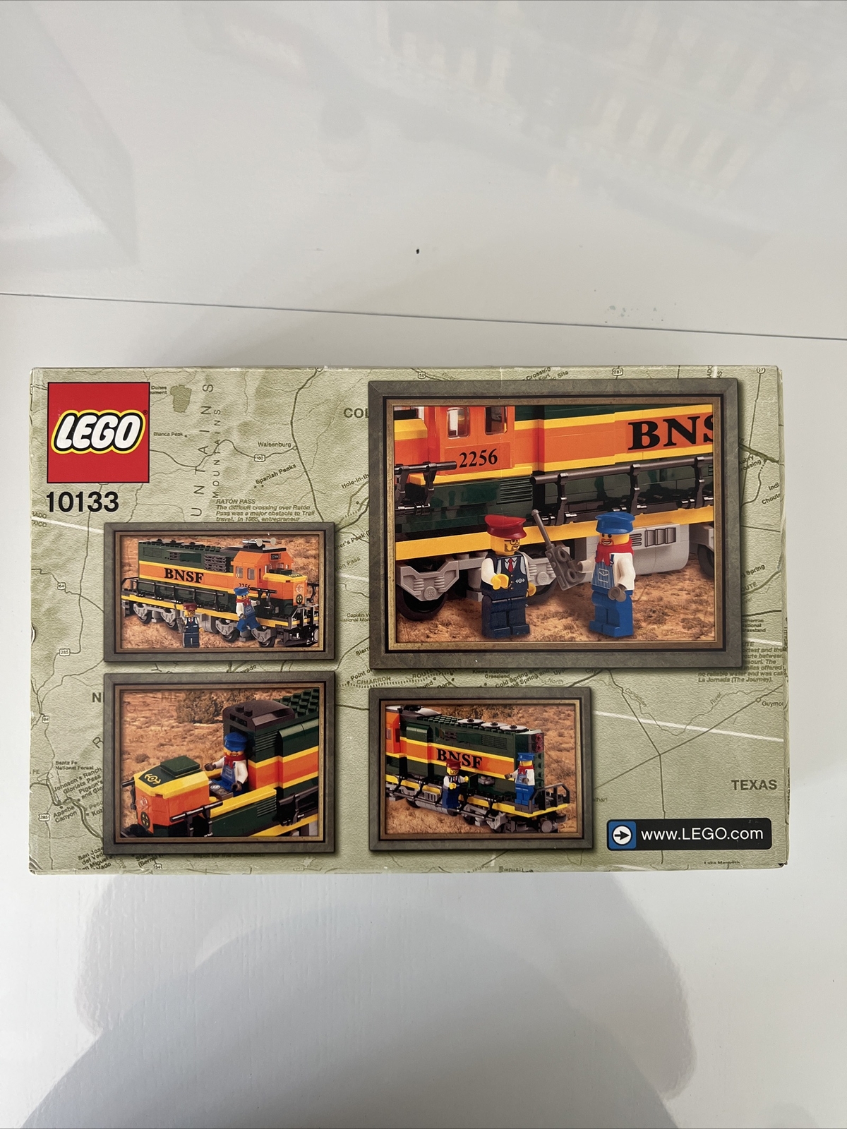 LEGO Santa Fe Train Burlington Northern BNSF GP-38 Locomotive 10133 In ...