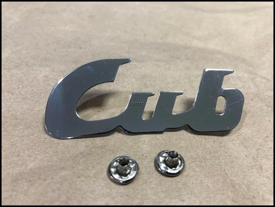 Honda Cub 50 C100 CA100 C102 CA102 C50 emblema protector de pierna CUBIERTA DELANTERA protector de pierna  Foto 3 de 4