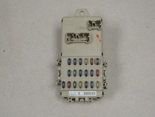 04-subaru-legacy-fuse-box-jb200400-oem
