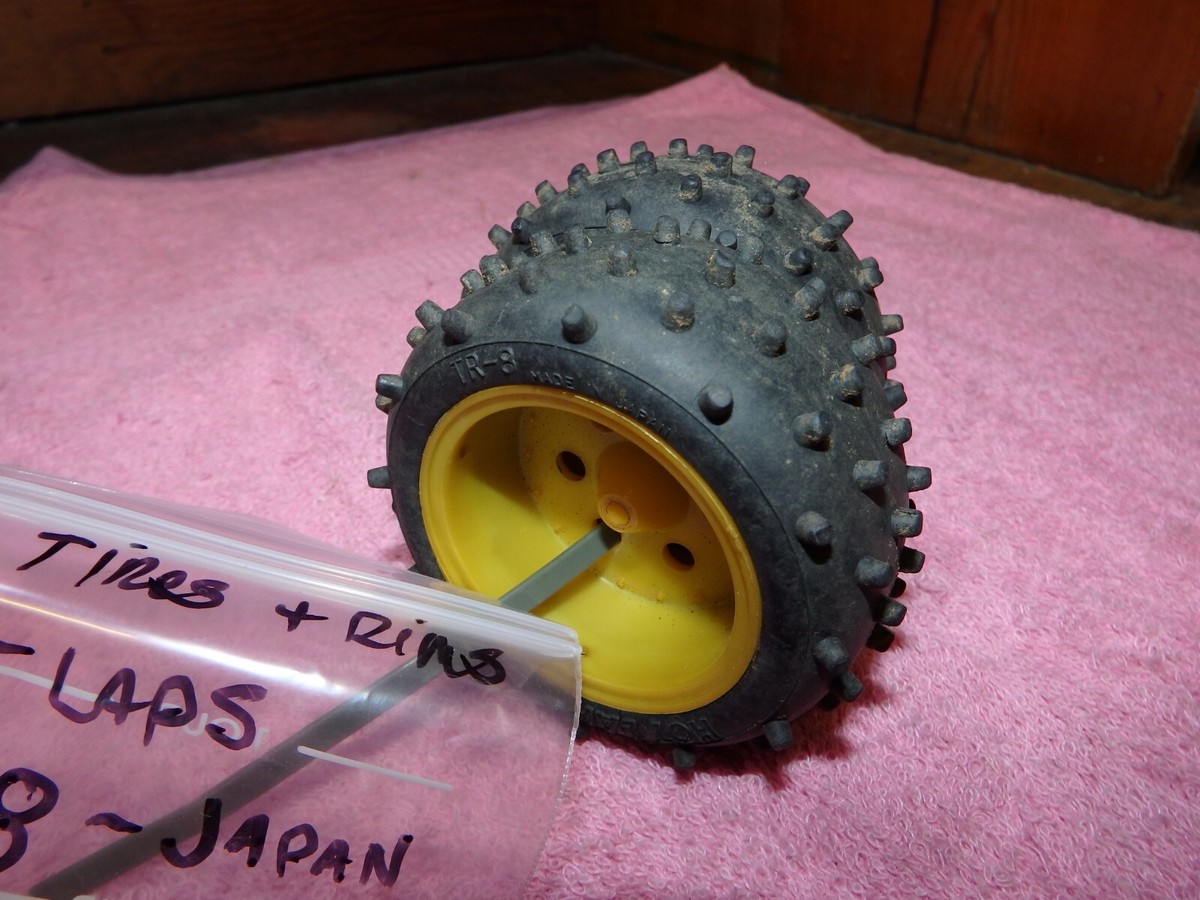 Yokomo TF-8H Hot Laps Front Pin Spike Tires Hard & RIMS Vintage RC