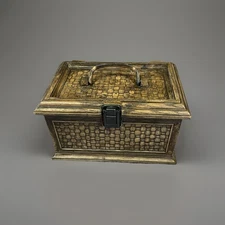 Vintage Lerner Sewing Box Filled With Vintage Sewing Notions 6.5 X 10 X 6”