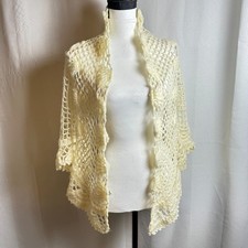 Vintage Womens Crochet Shawl Ivory Prairie Cottagecore Fairy Boho Romantic EUC
