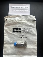 NEW.    Parker Fluid Connectors 2M-Q4CY-SSP