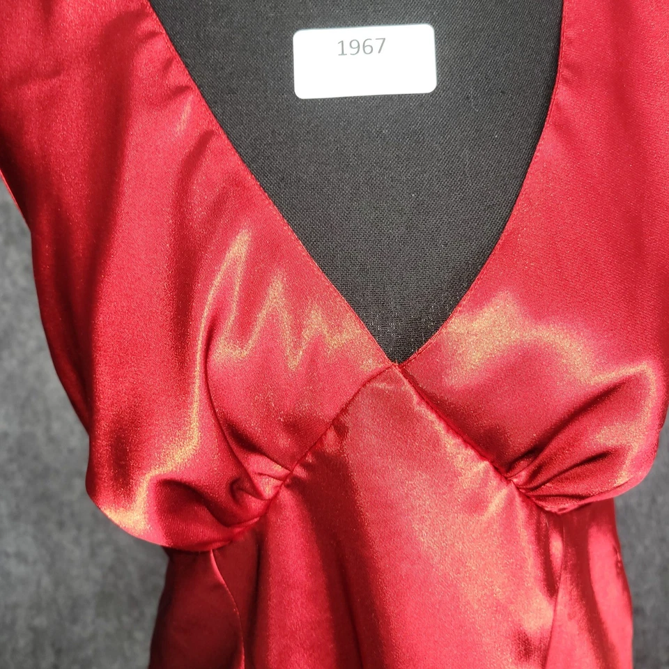 Camiseta feminina Fredericks of Hollywood vermelha cetim Halter XLarge - Imagem 2 de 4