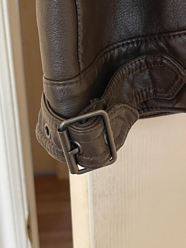 GUESS GIACCA ECOPELLE MARRONE ZIP FASCIA COLLETTO TAGLIA L DA UOMO - Foto 7 di 7