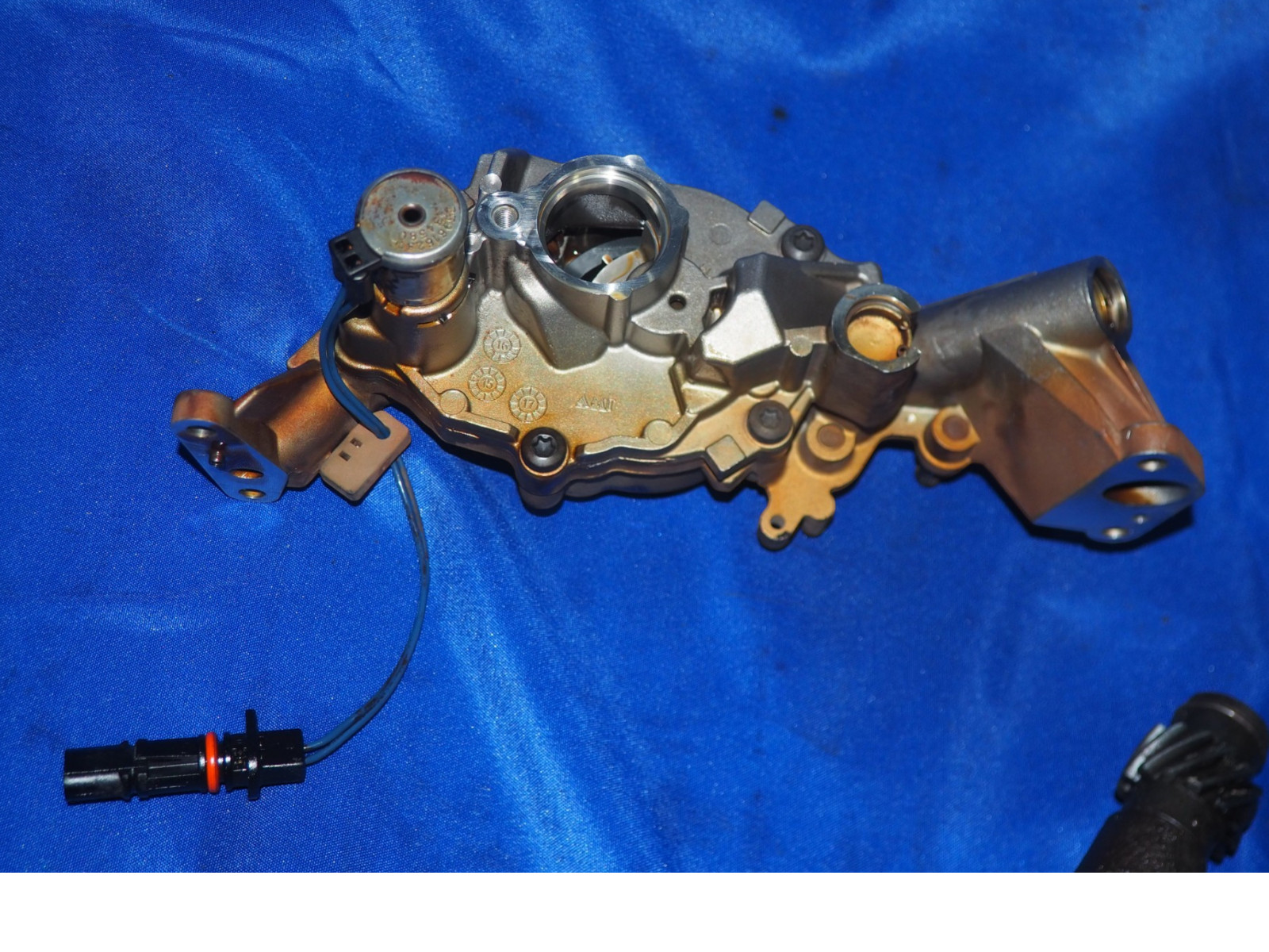 Maserati Ghibli 2017-2024 Oil pump P/N 853065