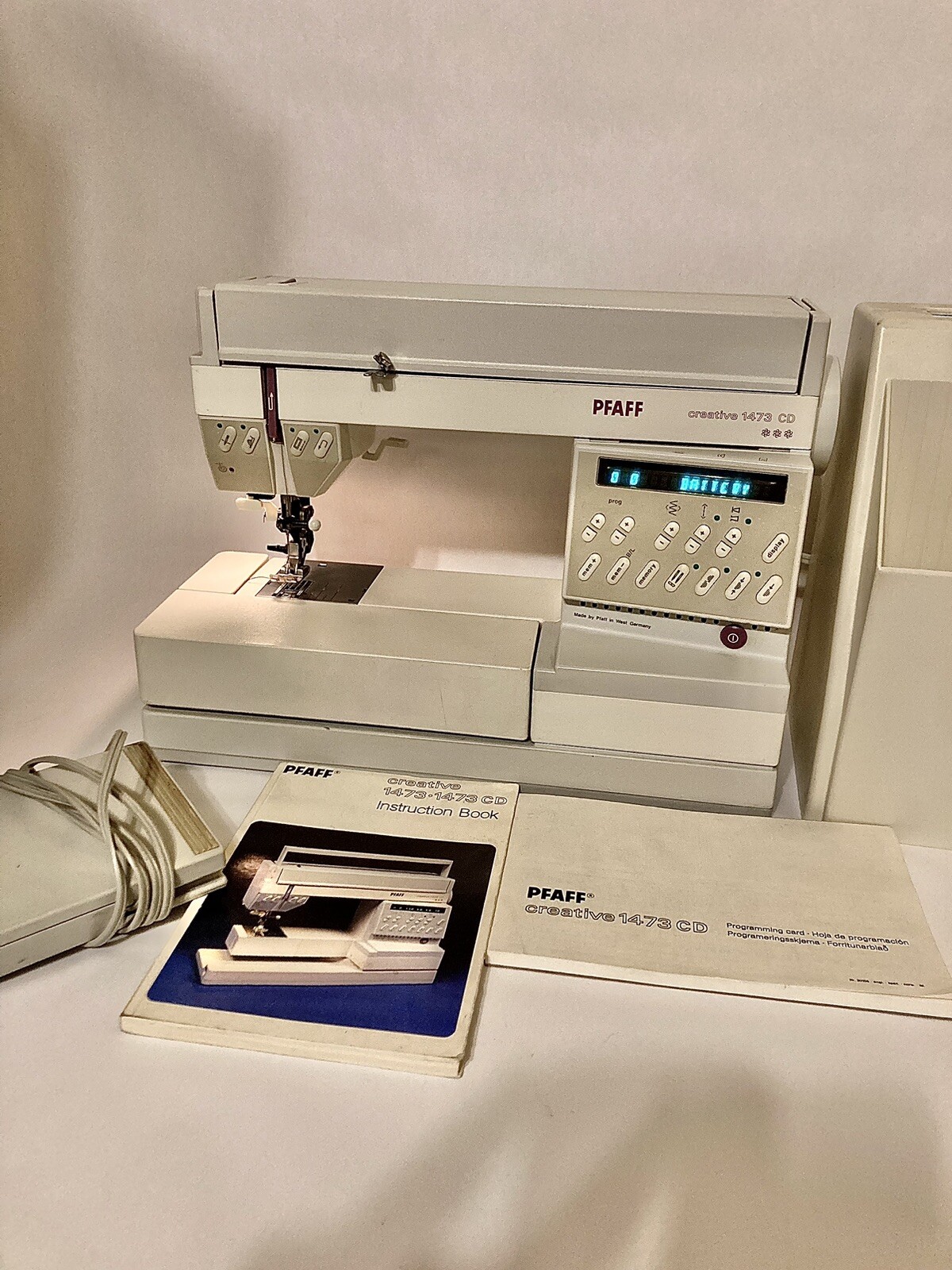 PFAFF Creative 1473 CD SEWING MACHINE eBay