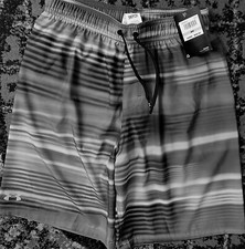 Under Armour Men's Volley Swim Trunks Harbor Heritage Colorblock Size S - NWT