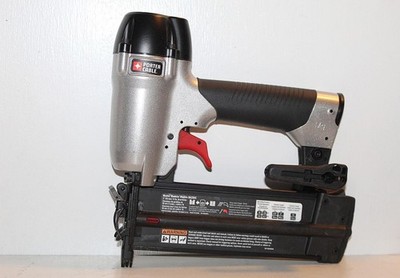 PORTER-CABLE BN200C 18 Gauge Brad Nail Gun - Black - Mint