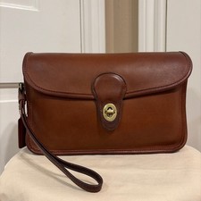 Coach Womens Vintage Turnlock Clutch Bag British Tan OS 9933 Leather Wristlet
